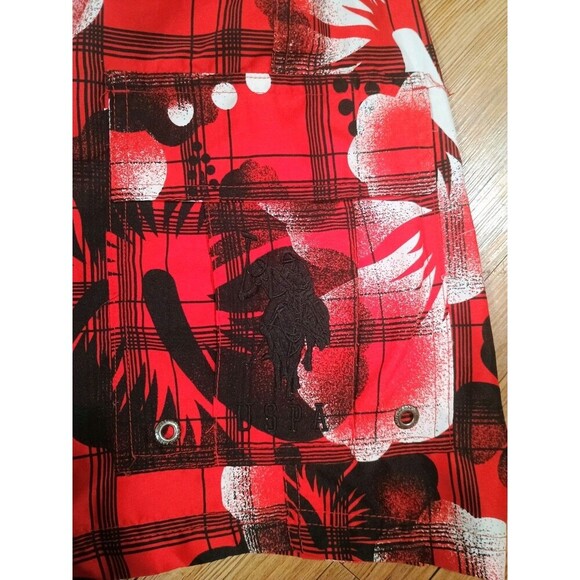 U.S. POLO ASSN. Men's Swim Trunks Red Mesh Lined Size S Floral Accents - Picture 4 of 6